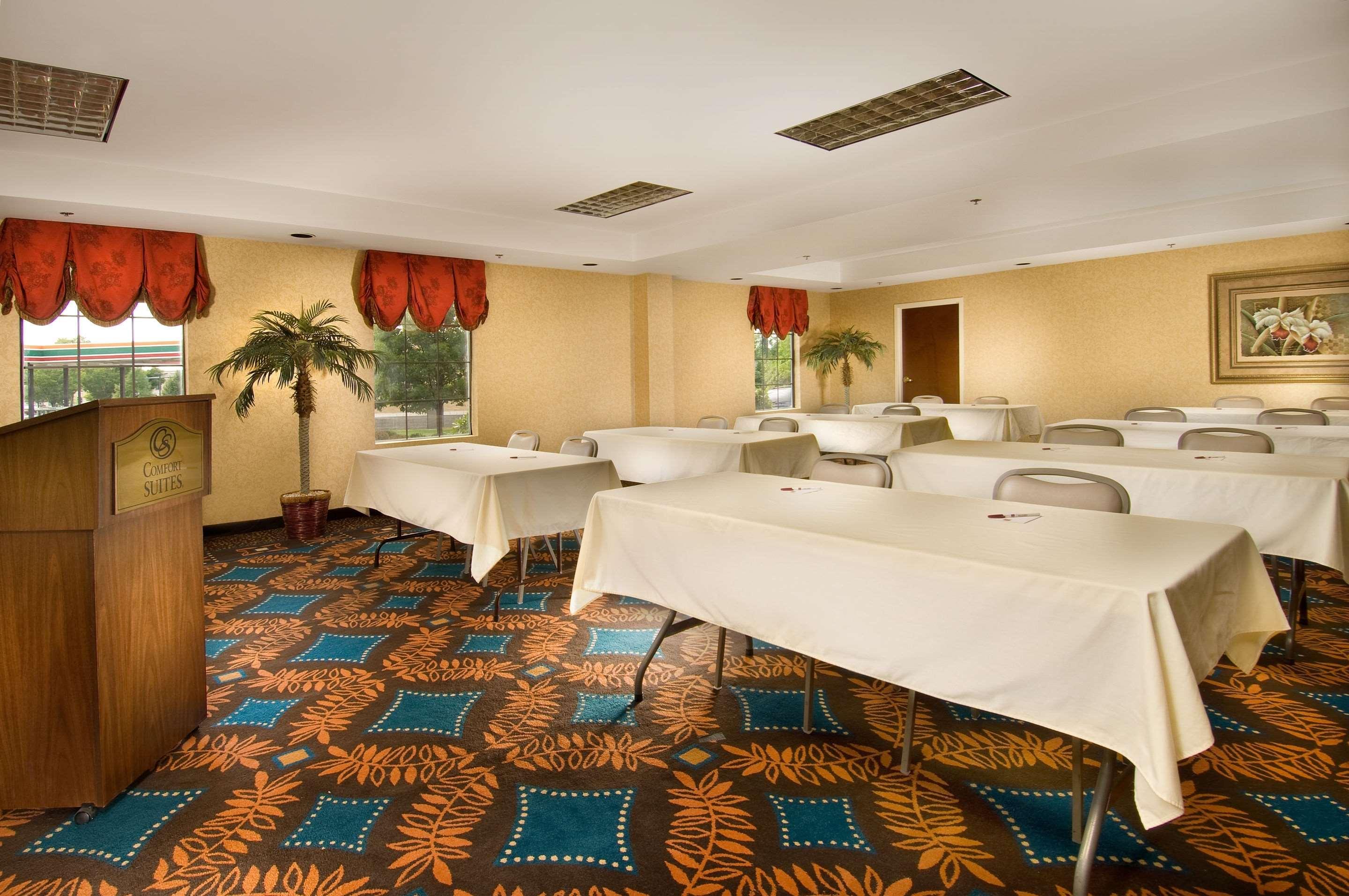 Comfort Suites Dulles Airport Chantilly Facilities photo