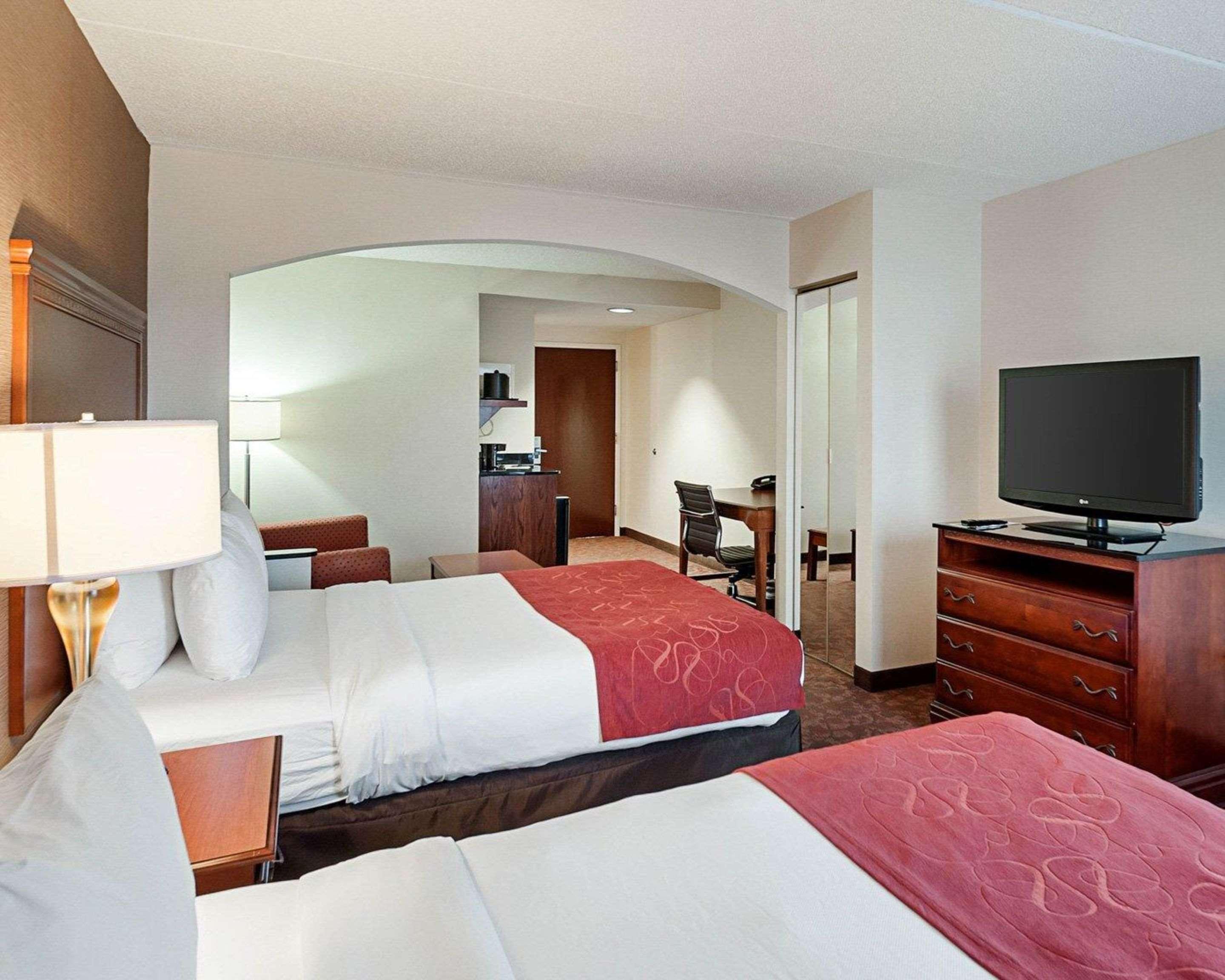 Comfort Suites Dulles Airport Chantilly Exterior photo